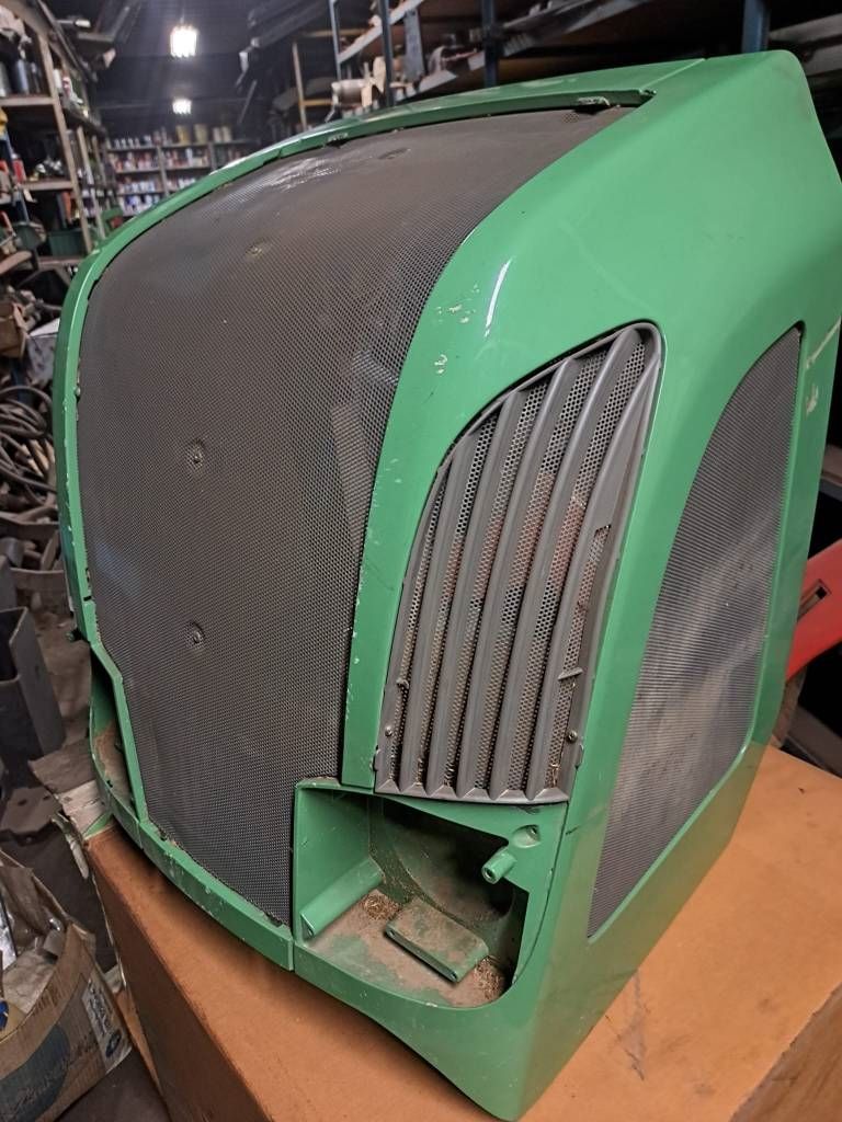 Fendt Motorkap + neus