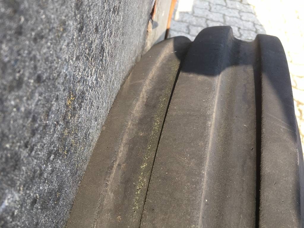 BKT 7.50 R 16 + velg