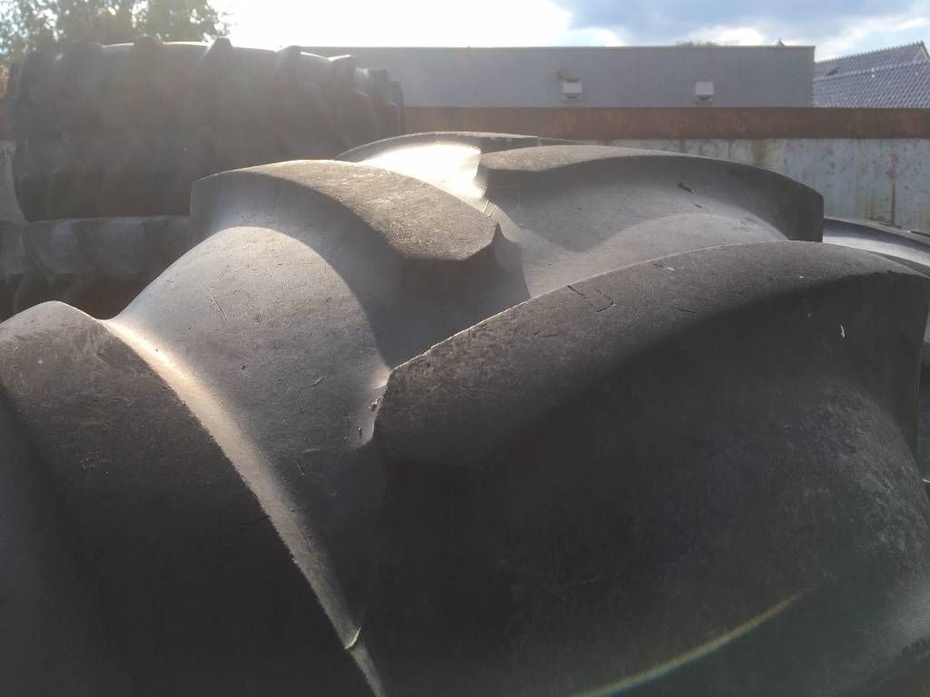 Michelin 20.8 R38 Bib X M18 + velg