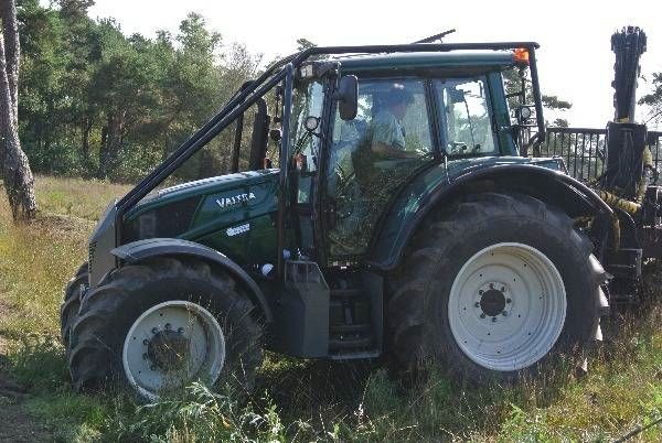 Valtra N-SERIE FORST SCHUTZ / FOREST PROTECTION