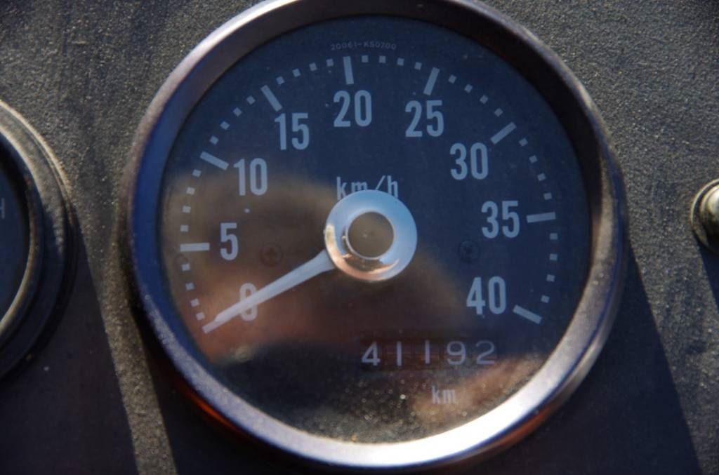 Nissan FV02 pushback truck