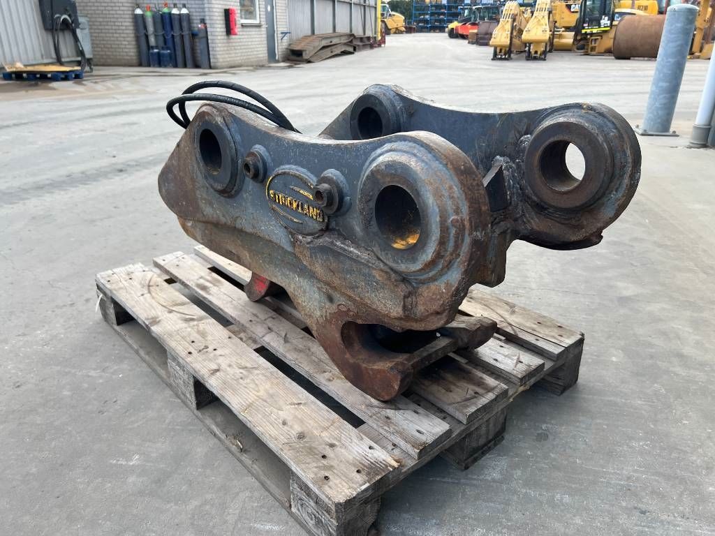 Miller Caterpillar 325 / 329 Geith