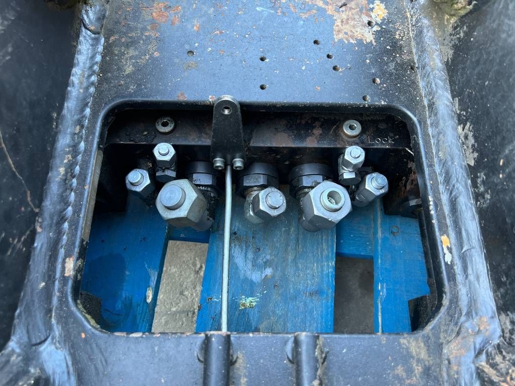 OilQuick OQ65 - 311F / 313F / 315F