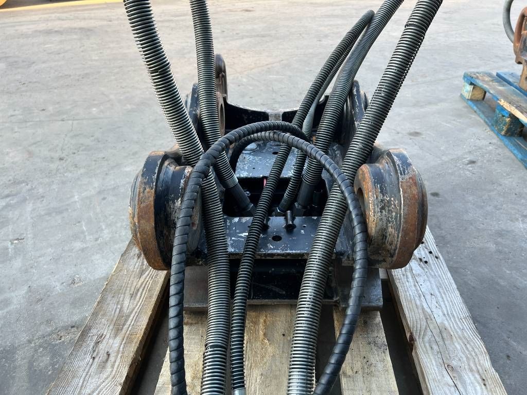 OilQuick OQ65 - M314F / M316F / M318F