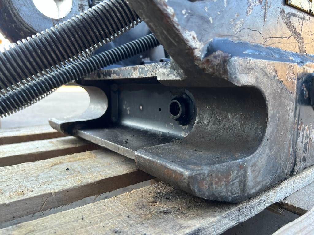 OilQuick OQ65 - M314F / M316F / M318F