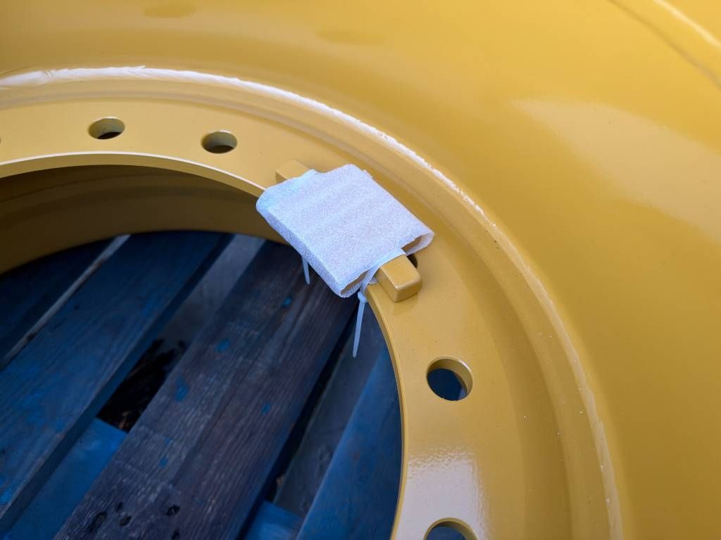 CAT 17.00-25/1.7 RIM for 20.5 x 25 - CAT 938M