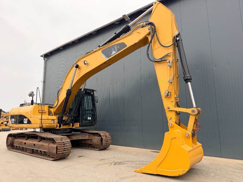 CAT 329D LN