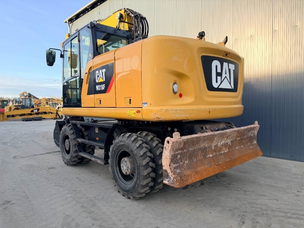 CAT M318F