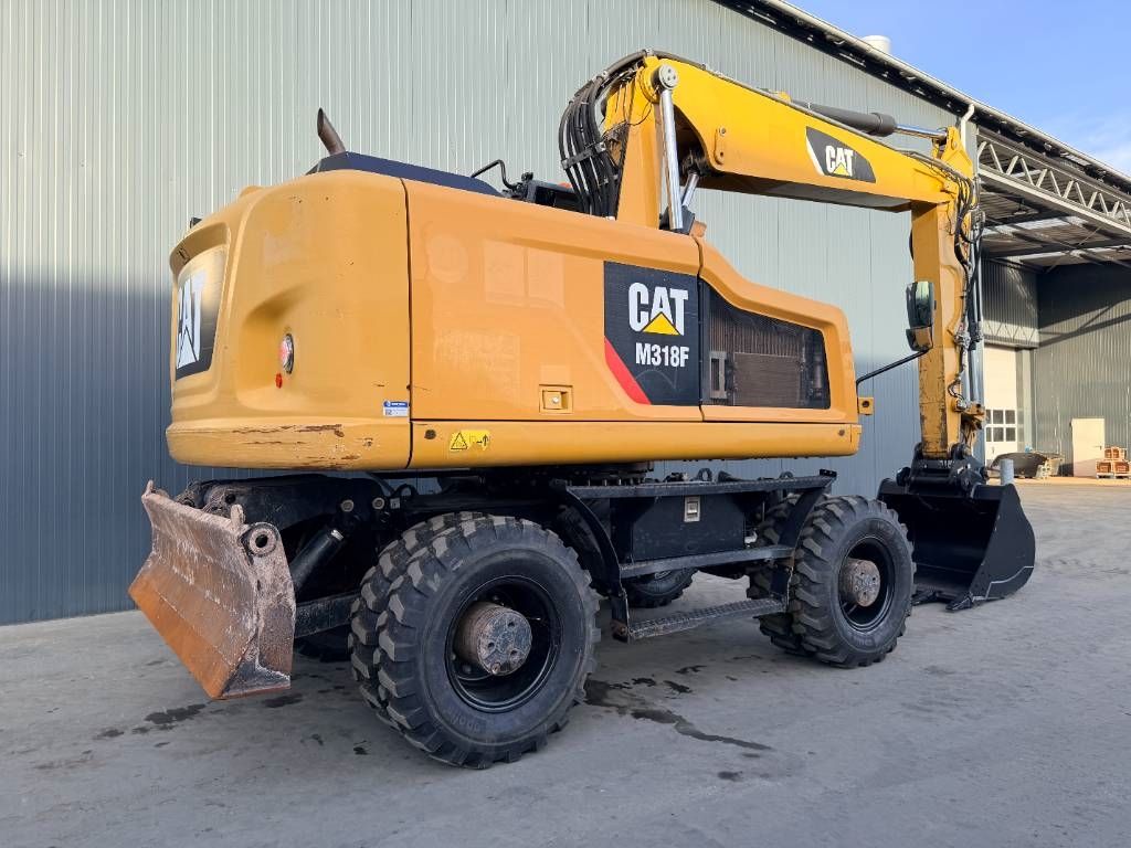 CAT M318F