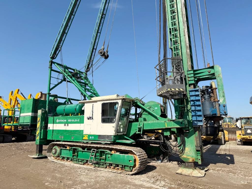 Hitachi KH150GLS-2 - 30.3m Drill / Powerpack / Hydr Tracks