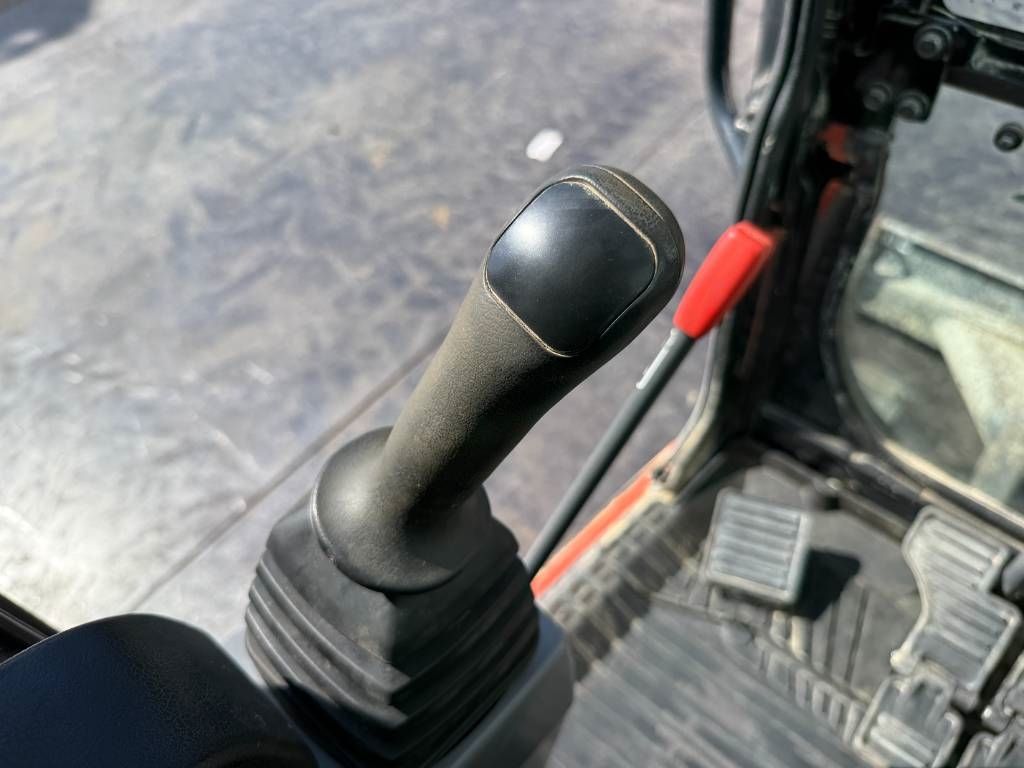 Kubota KX037-4 - Hammer Lines / Quick Coupler