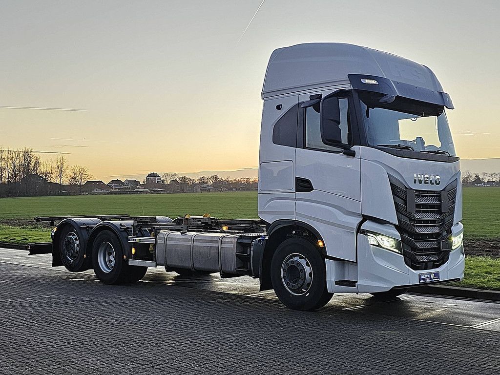IVECO S-WAY AS440S51