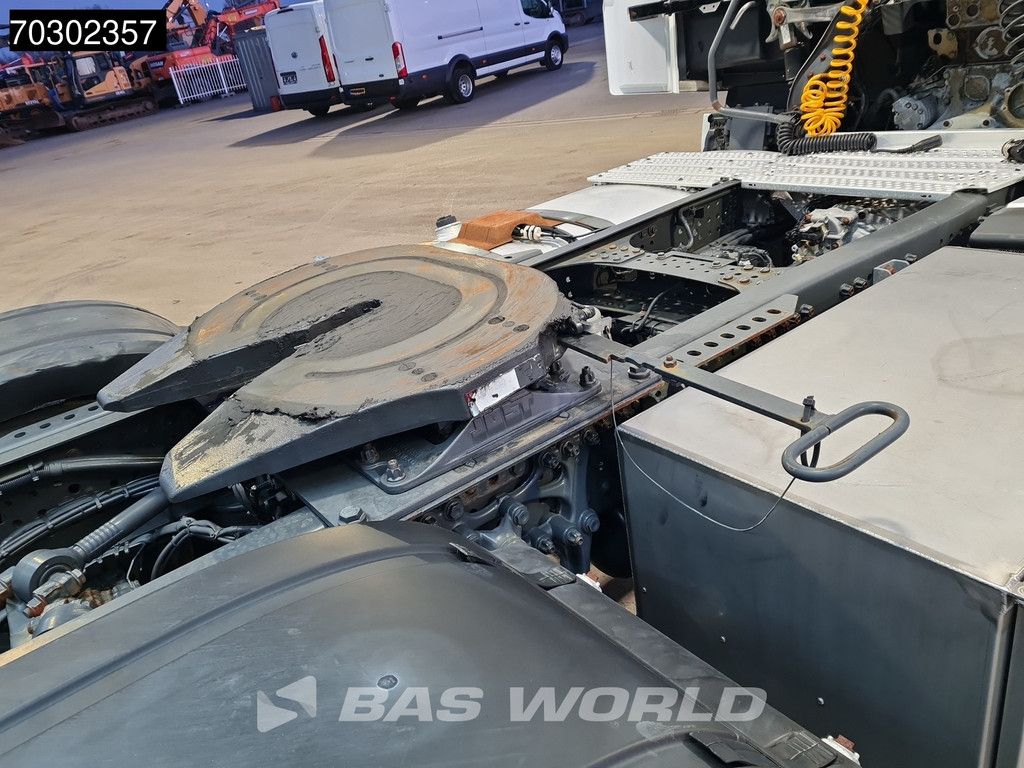 Mercedes Actros 1942 4X2 NL-Truck GigaSpace