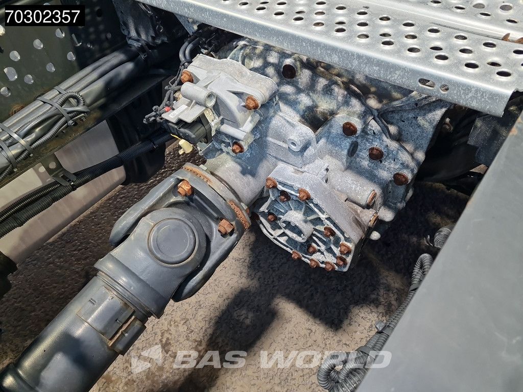 Mercedes Actros 1942 4X2 NL-Truck GigaSpace