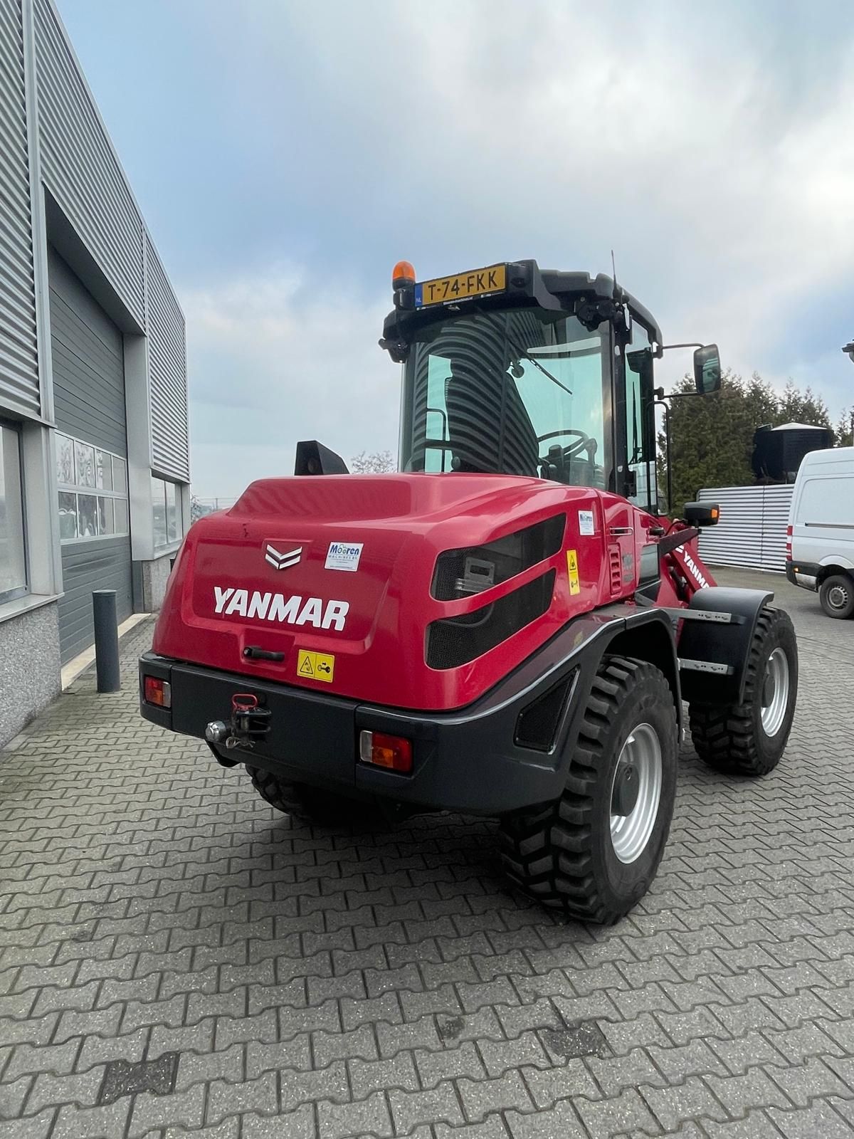 Yanmar V100-5 shovel / wiellader