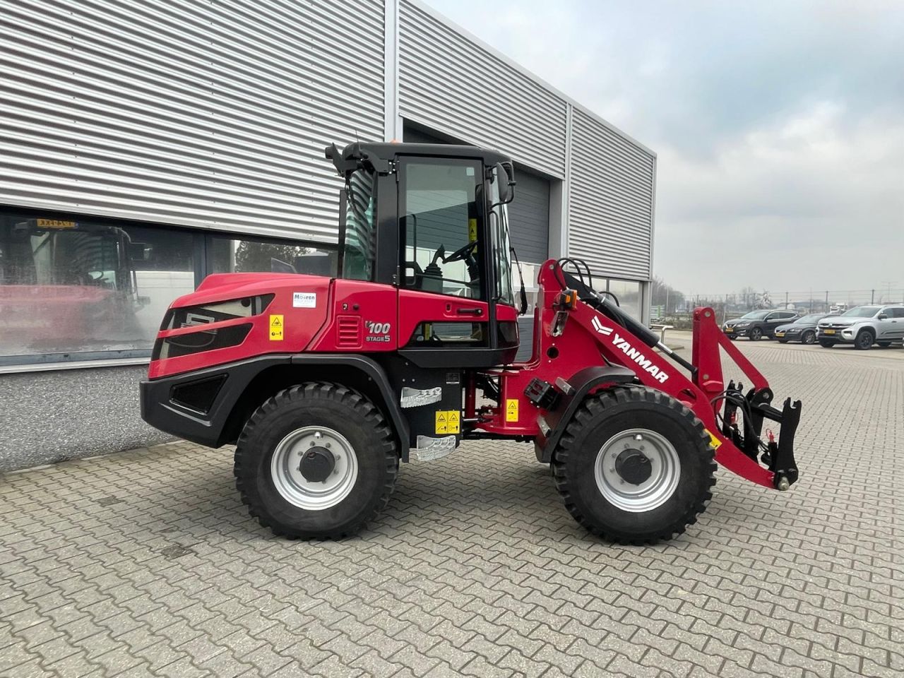 Yanmar V100-5 shovel / wiellader