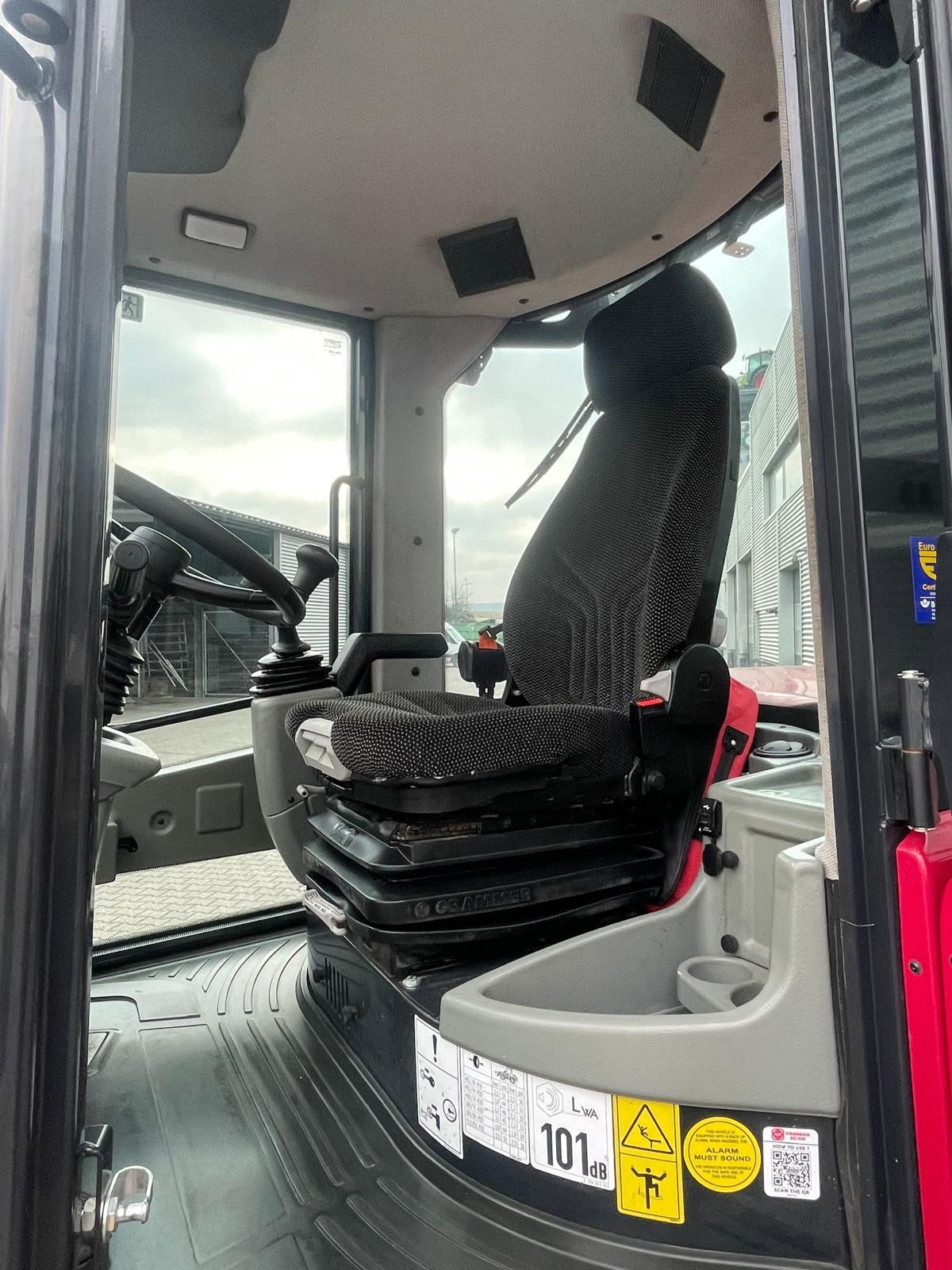 Yanmar V100-5 shovel / wiellader