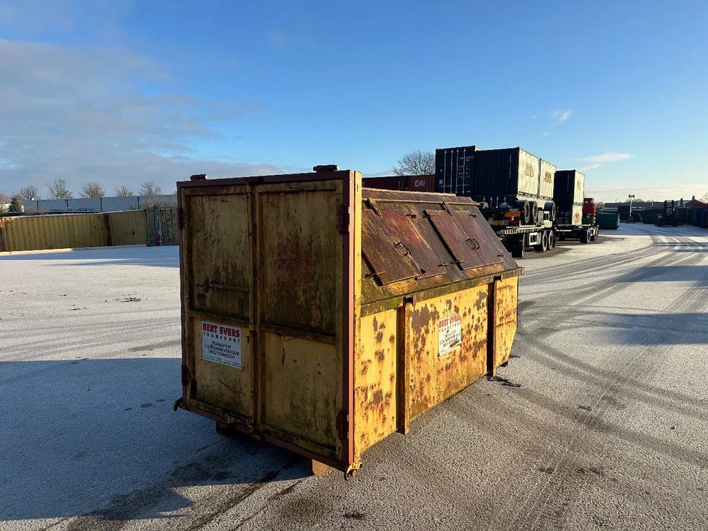 KTK 9m3 puinhuisje portaal en kabel systeem