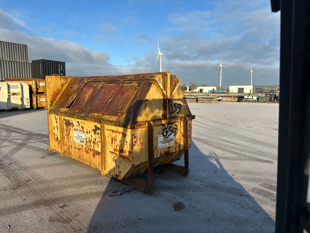 KTK 9m3 puinhuisje portaal en kabel systeem