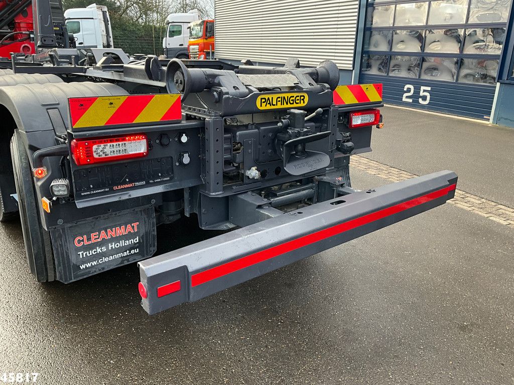 Volvo FMX 460 8x4 Palfinger 19 Tonmeter laadkraan Just 36.377 km!