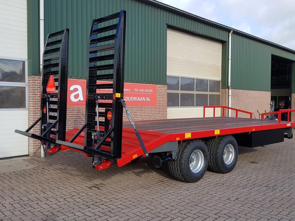 AGM Oprijwagen low loader trailer