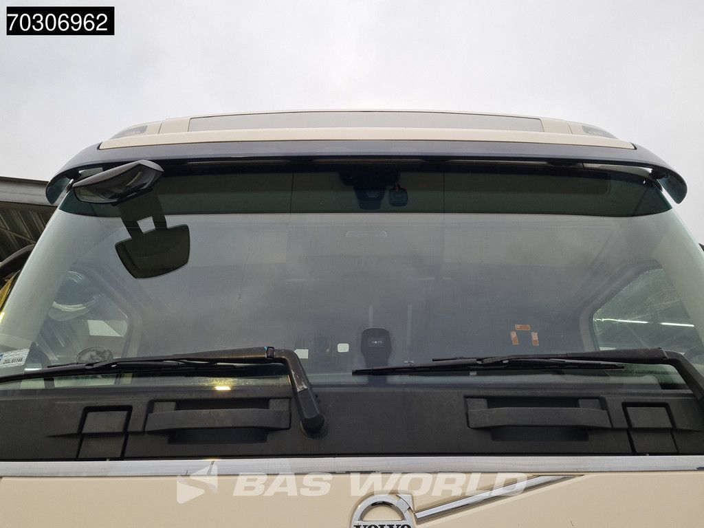 Volvo FH 420 4X2 XL 2xTanks I-ParkCool Leder