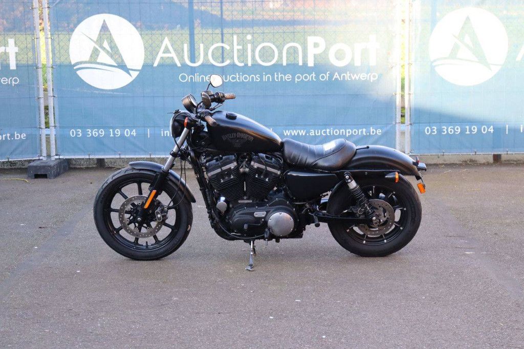 Motorcycle Harley-Davidson Sporster XL 883 Iron Petrol 2017