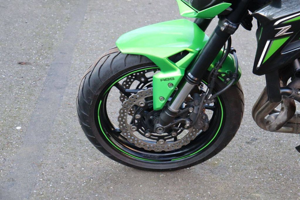 Motorbike Kawasaki Z900 Petrol 2017 (Margin)