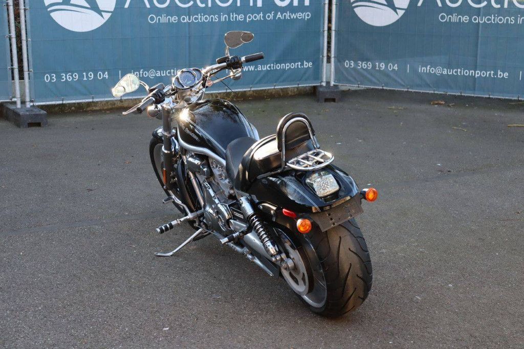 Motorrad Harley-Davidson V-Rod VRSC Benzin 2008