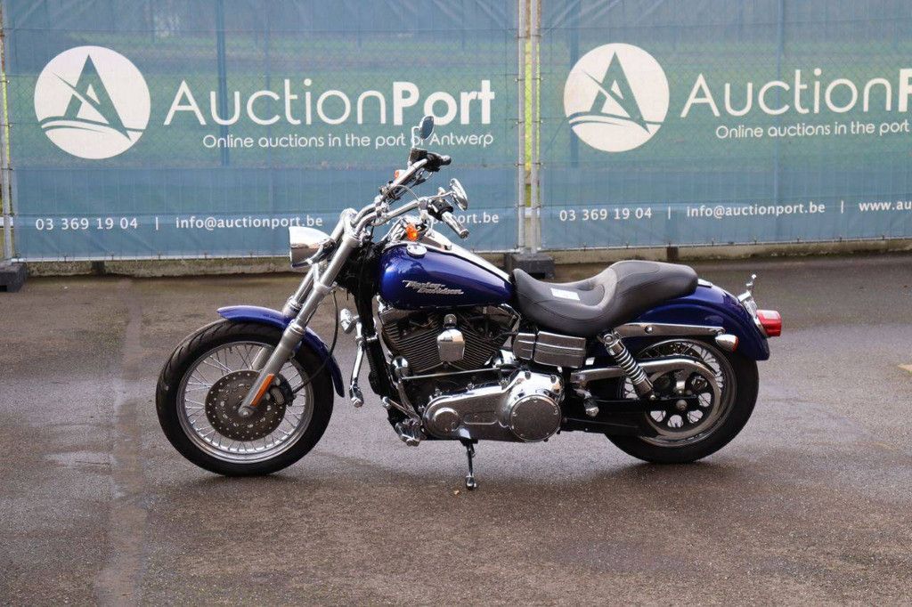 Harley-Davidson Dyna Street Bob Petrol Motorcycle 2006