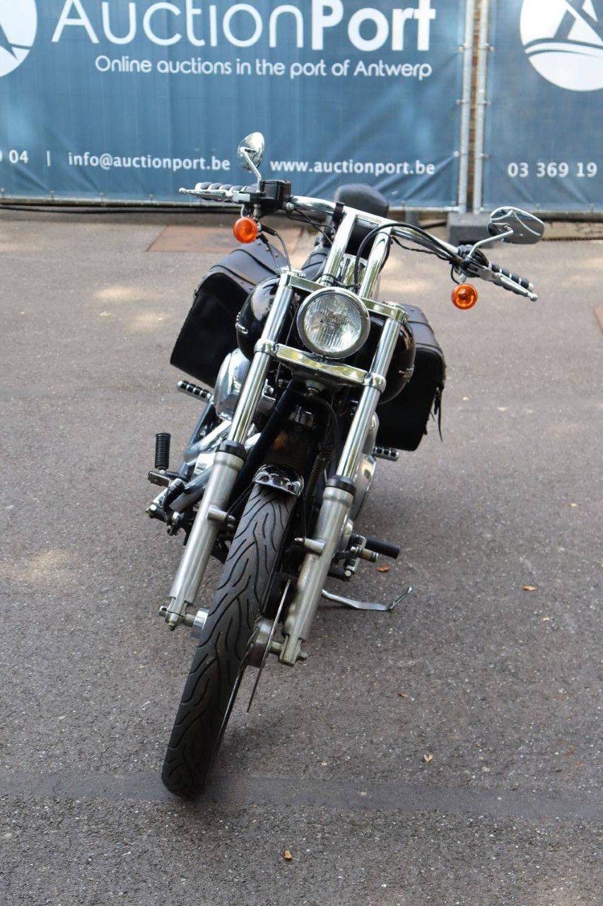 Harley-Davidson Dyna Wide Glide Benzine 2006