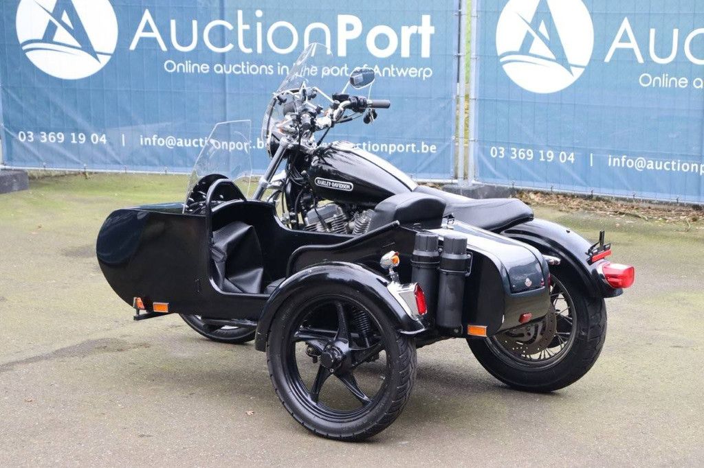 Motorcycle Harley-Davidson Sporster XL883 + Side Car Petrol 2009