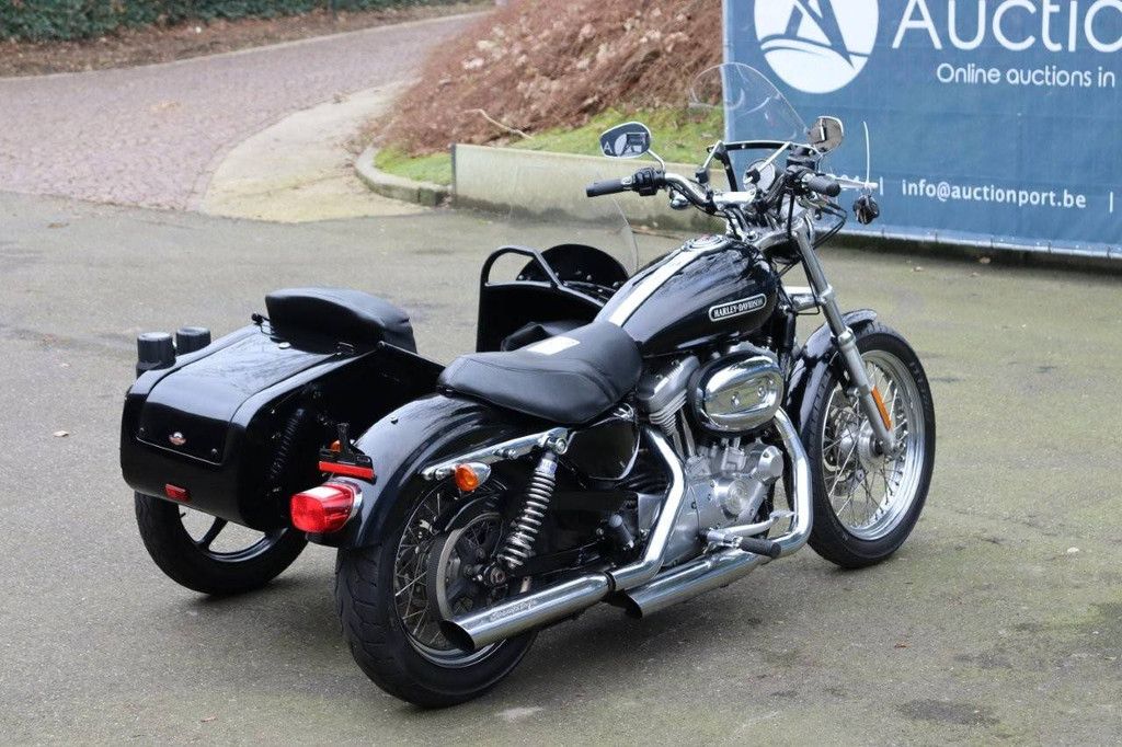 Motorcycle Harley-Davidson Sporster XL883 + Side Car Petrol 2009
