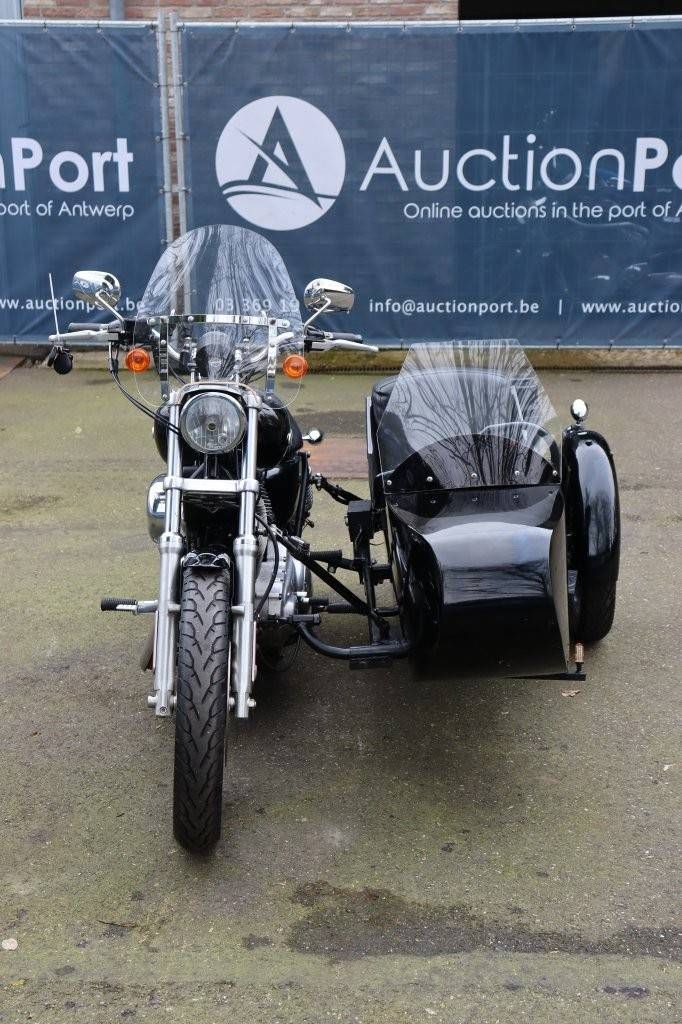 Motorcycle Harley-Davidson Sporster XL883 + Side Car Petrol 2009