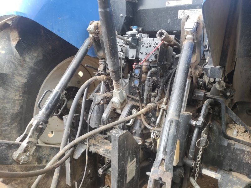 New Holland T7 270 AC