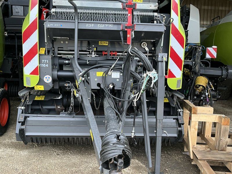 Claas VARIANT 470 RF