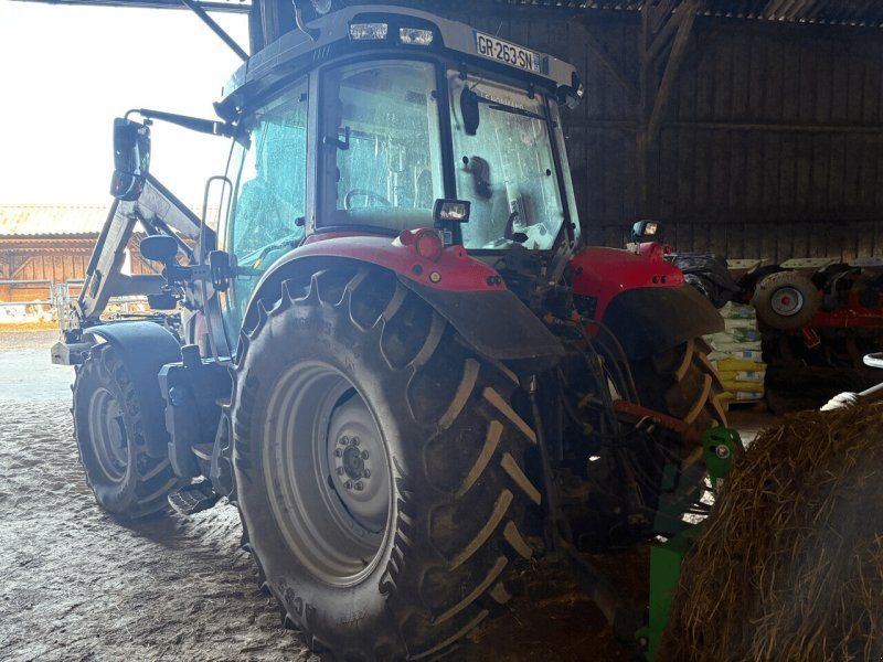 Massey Ferguson TRACTEUR  5 S 115 +CHARGEUR