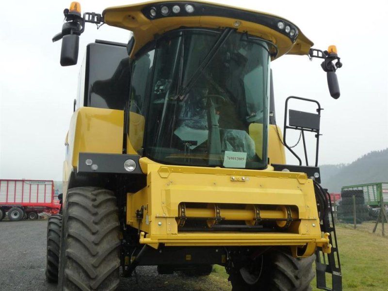 New Holland CH7.70 Stage 5