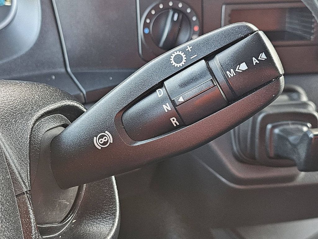 MERCEDES-BENZ ATEGO 1524 carrier syberia