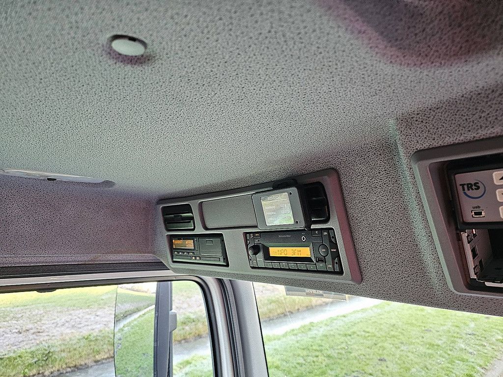 MERCEDES-BENZ ATEGO 1524 carrier syberia