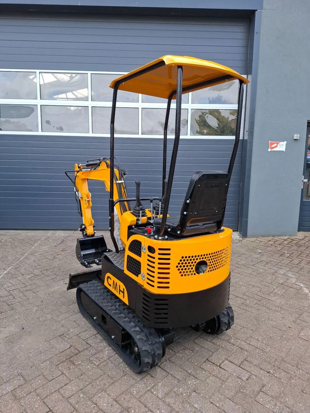 NIEUWE CMH LT10 10tons minigraver