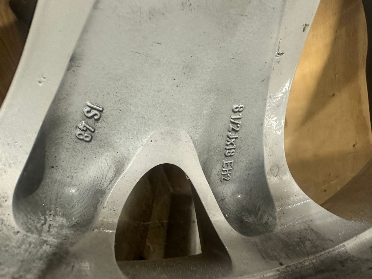 Winterbanden BMW X3 / X5 maat 255 / 55 R 18