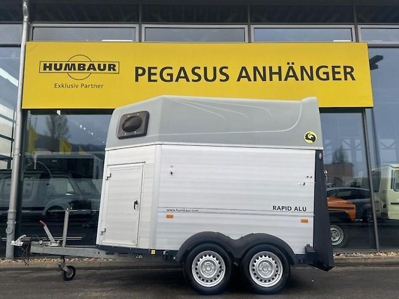 Humbaur Rapid Alu 2-Pferde Vollalu Sattelkammer 2t.