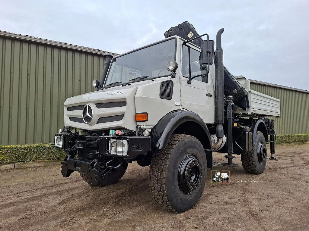Mercedes-Benz 4x4 Unimog U1850 met HIAB kraan