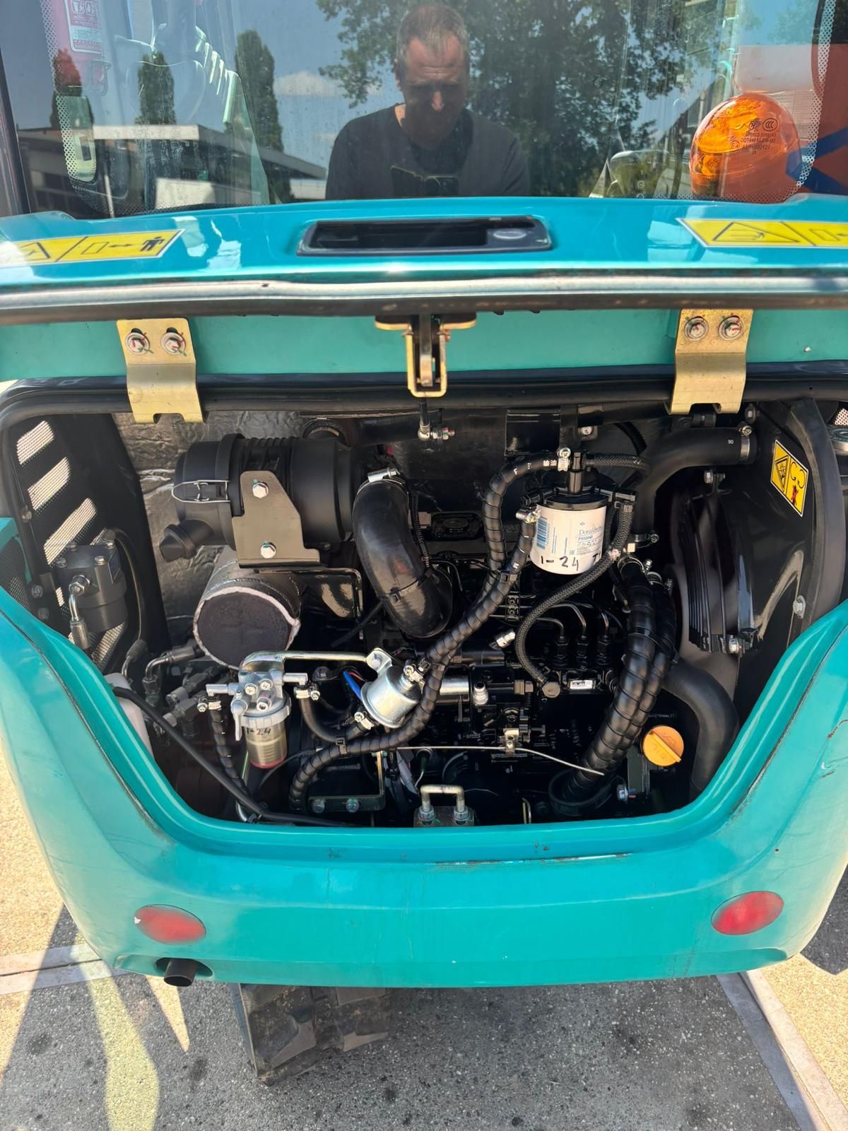 Sunward SWE20F mini excavator with demolition hammer/breaker