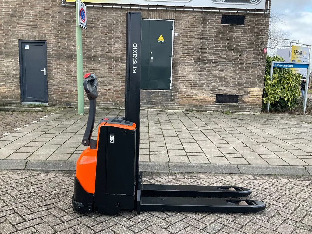 Toyota SWE080L 2000KG 1.58METER STAPELAAR / HEFTRUCK