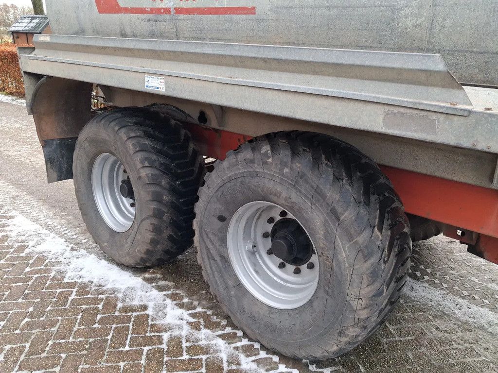 Vaia 12500L water/mesttank