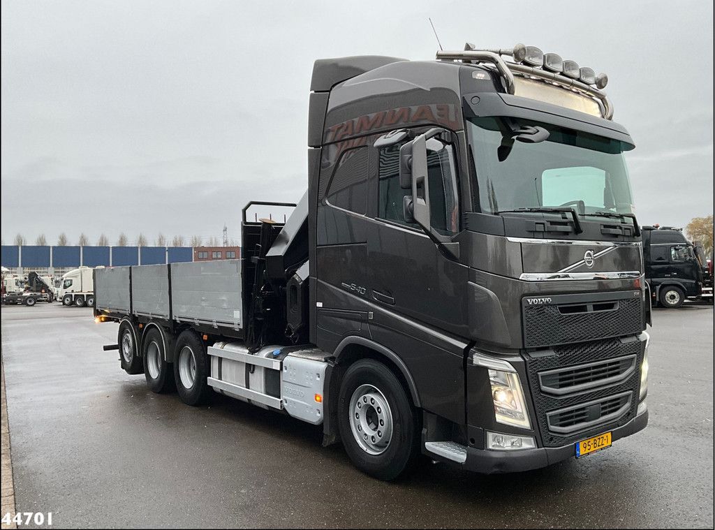 Volvo FH 540 8x4 Euro 6 Hiab 37 Tonmeter laadkraan