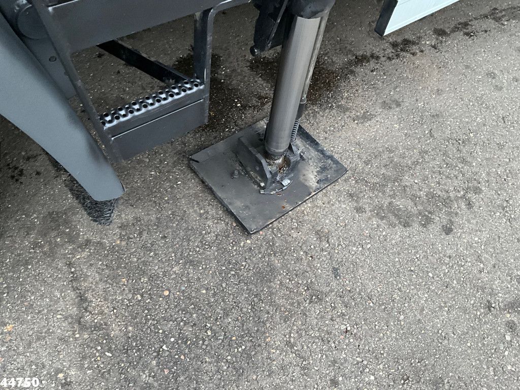 DAF FAN LF 220 Euro 6 Hiab 11 Tonmeter laadkraan Just 166.649 Km!