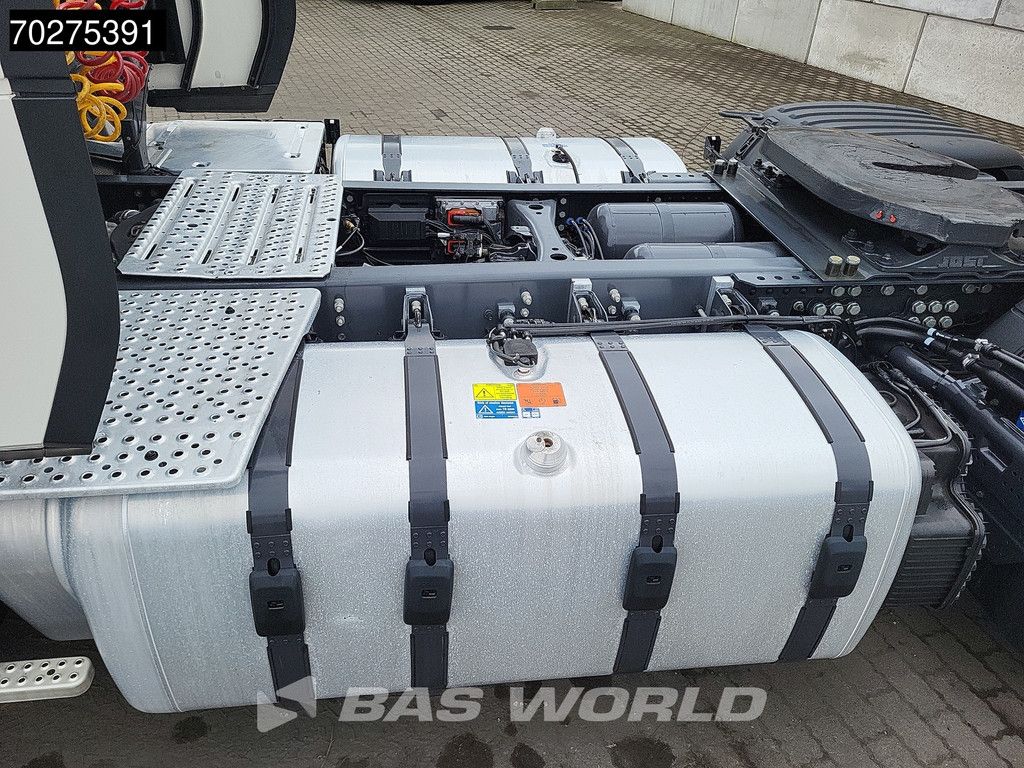 Scania S460 4X2 Retarder 2x Tanks